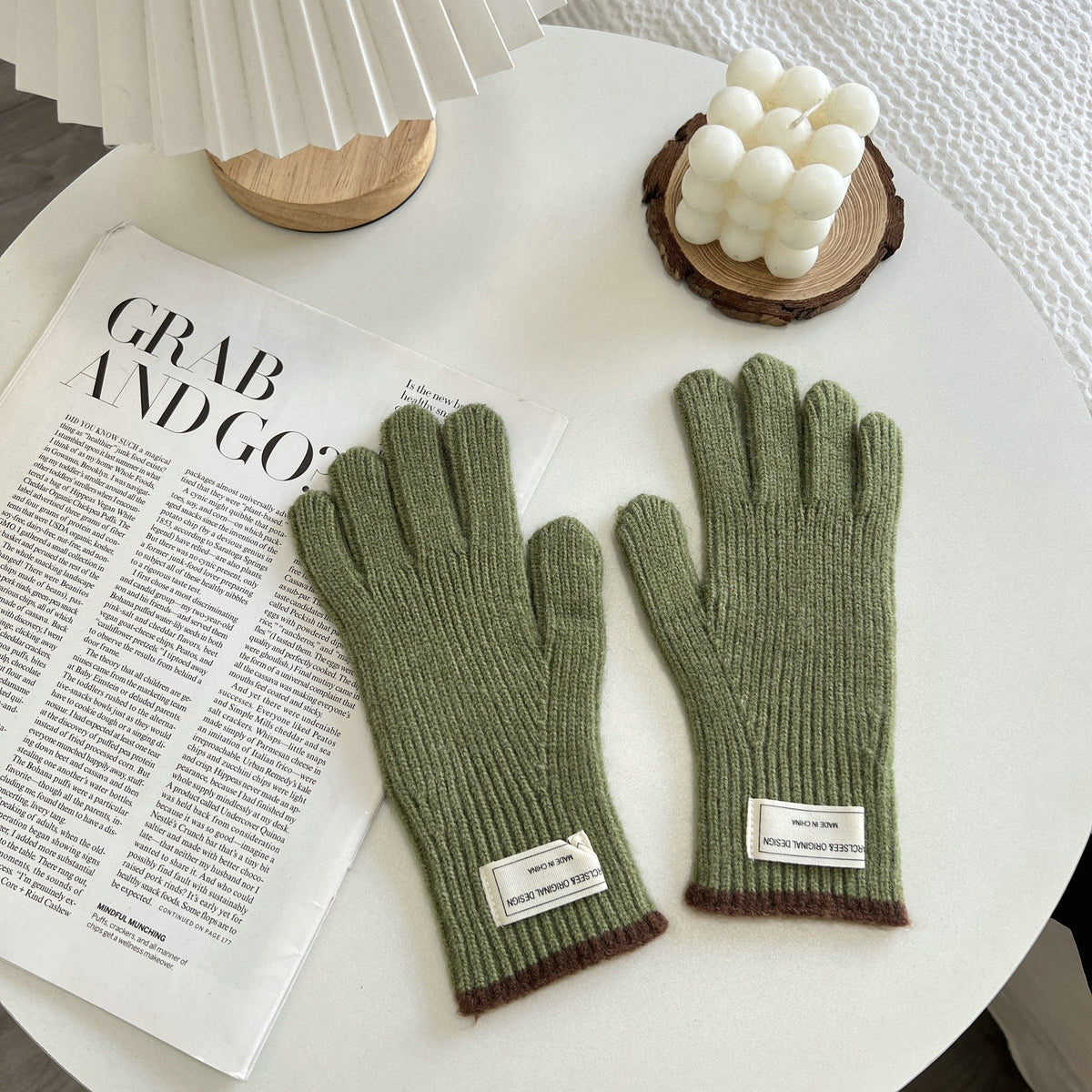 Simple Color Contrast Touch Screen Knit Gloves 6W6GLO51